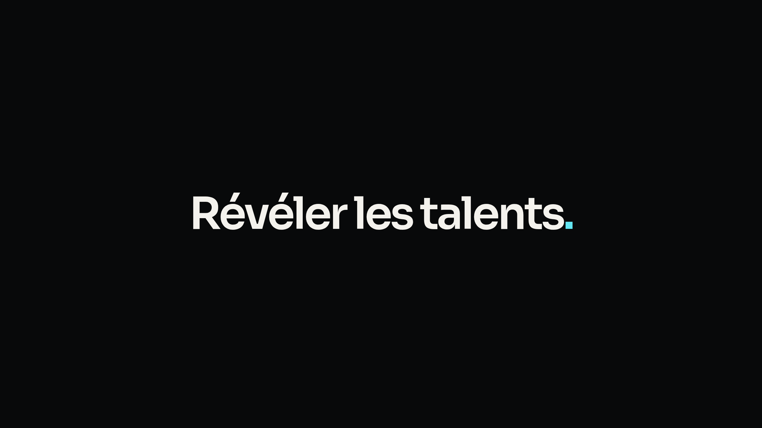 Bannière sociale Sparkiabox avec le slogan Révéler les talents